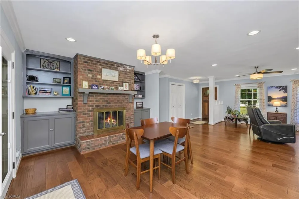 208 Raven Green Street Wilkesboro, NC 28697