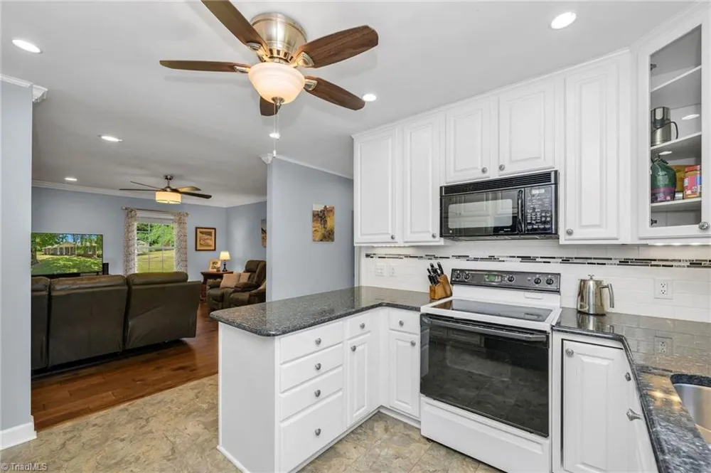 208 Raven Green Street Wilkesboro, NC 28697