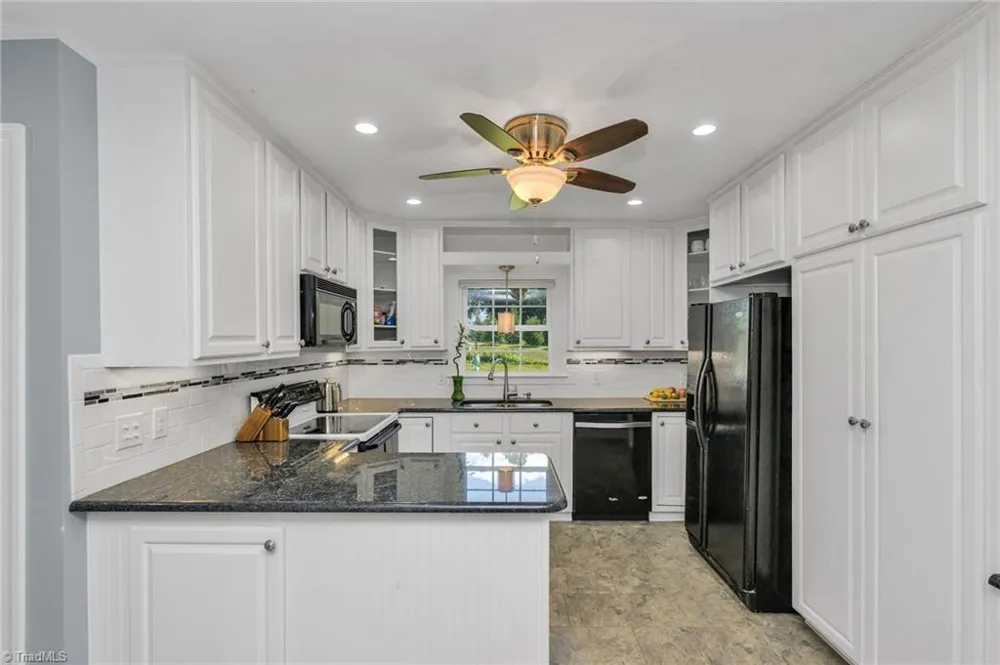 208 Raven Green Street Wilkesboro, NC 28697