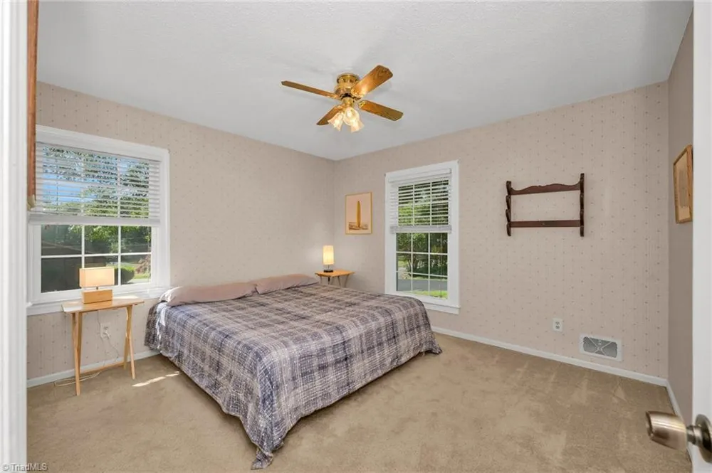 208 Raven Green Street Wilkesboro, NC 28697
