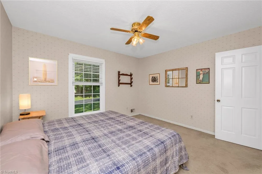 208 Raven Green Street Wilkesboro, NC 28697