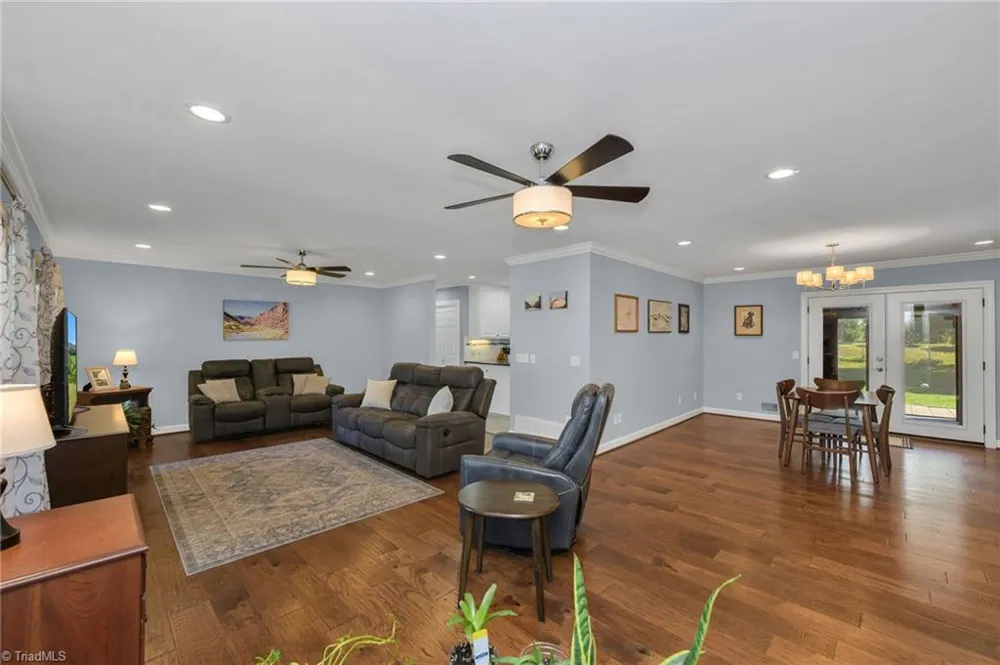 208 Raven Green Street Wilkesboro, NC 28697