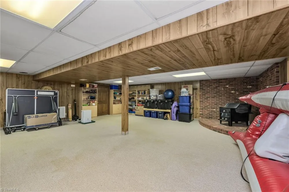208 Raven Green Street Wilkesboro, NC 28697