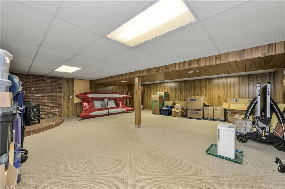 208 Raven Green Street Wilkesboro, NC 28697