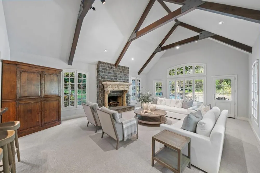 24970 Okeefe Lane Los Altos Hills, CA 94022