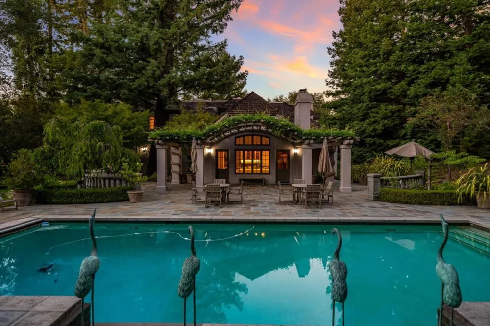 24970 Okeefe Lane Los Altos Hills, CA 94022