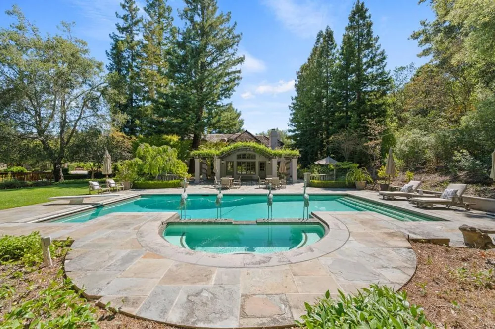 24970 Okeefe Lane Los Altos Hills, CA 94022