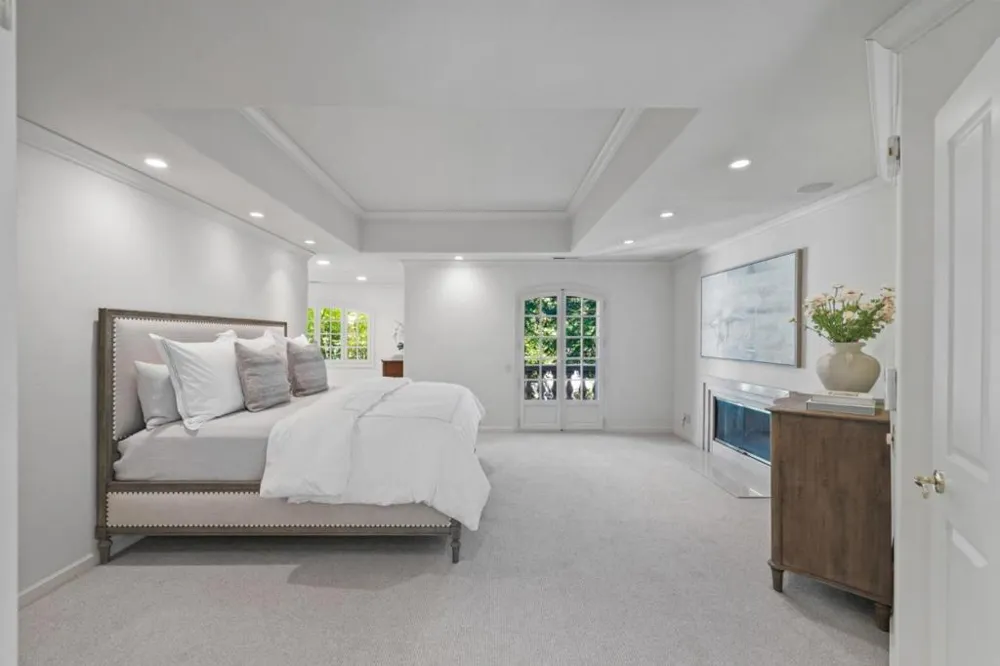 24970 Okeefe Lane Los Altos Hills, CA 94022
