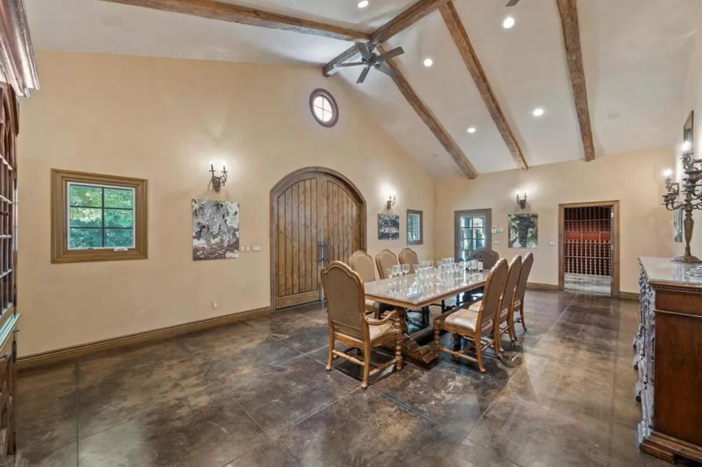 24970 Okeefe Lane Los Altos Hills, CA 94022