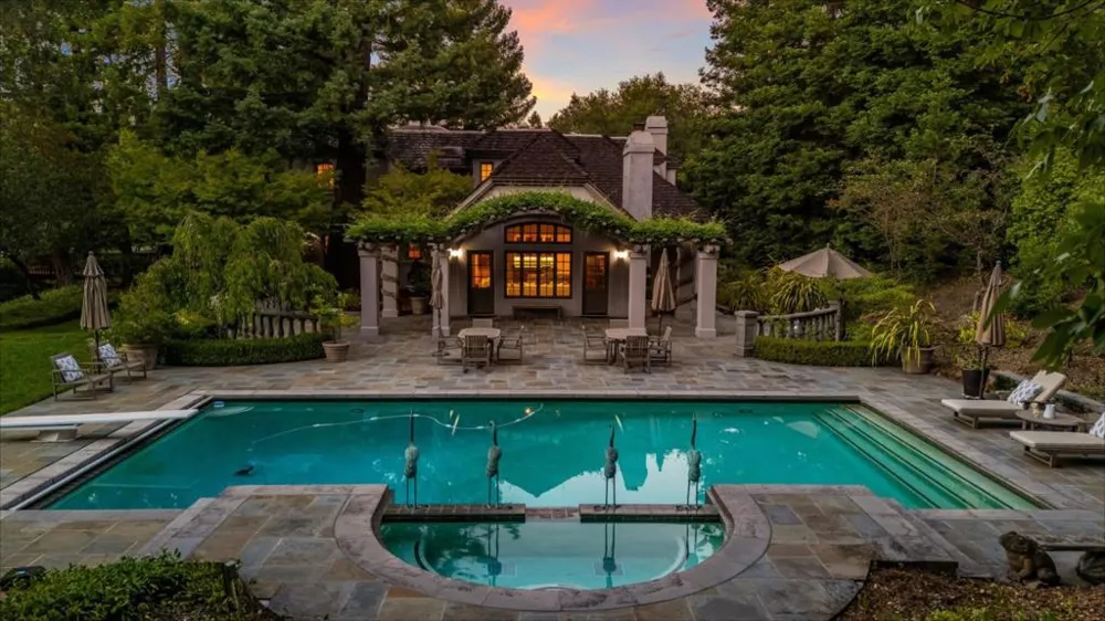 24970 Okeefe Lane Los Altos Hills, CA 94022
