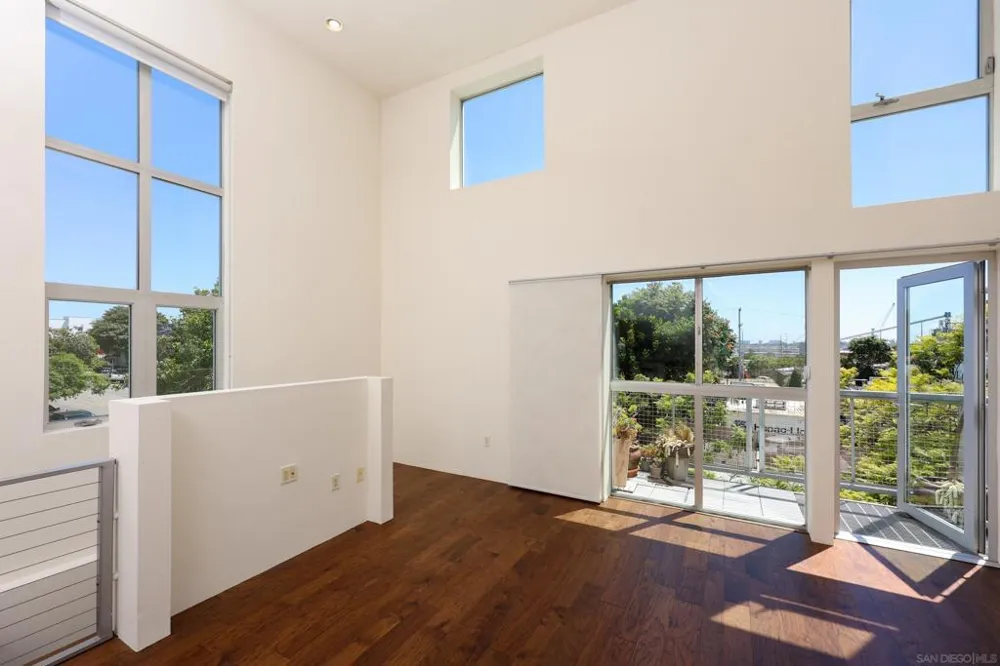 1716 National San Diego, CA 92113