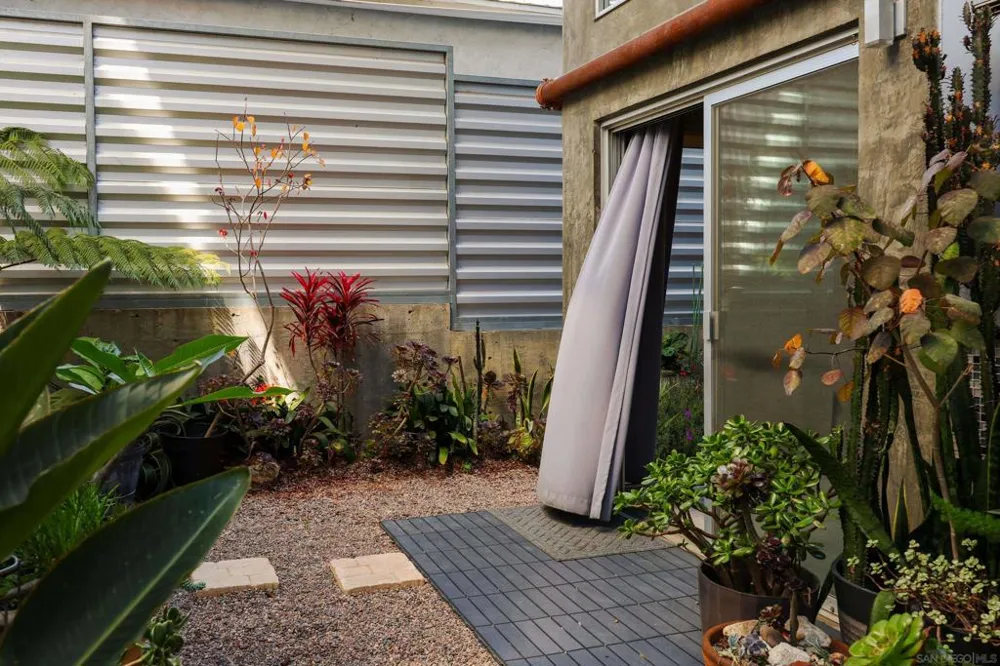1716 National San Diego, CA 92113