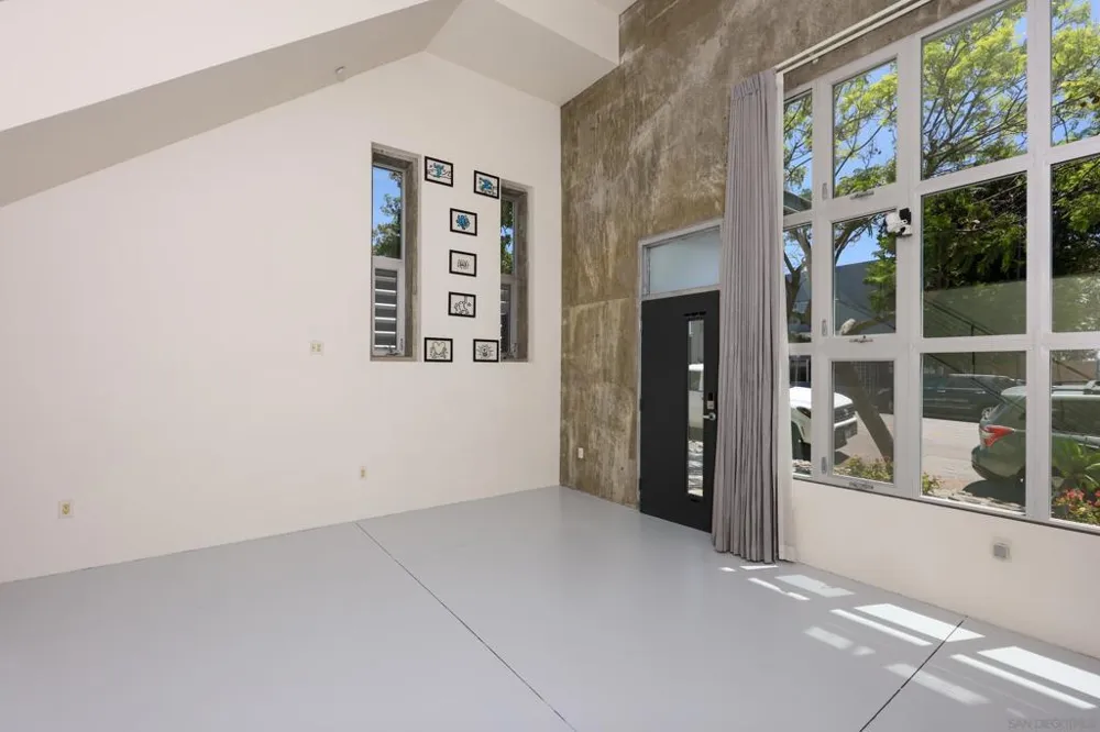 1716 National San Diego, CA 92113