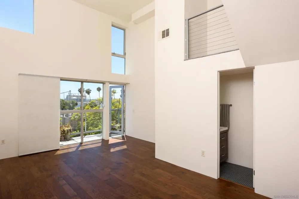 1716 National San Diego, CA 92113