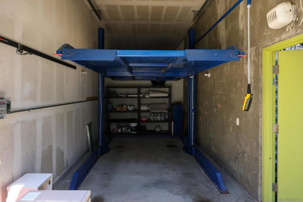 1716 National San Diego, CA 92113