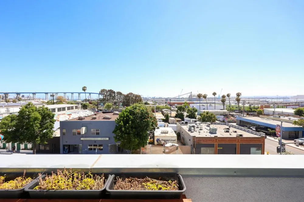 1716 National San Diego, CA 92113