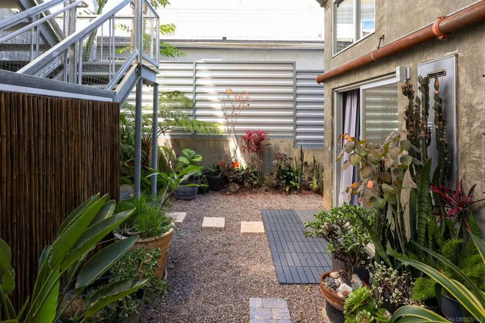 1716 National San Diego, CA 92113