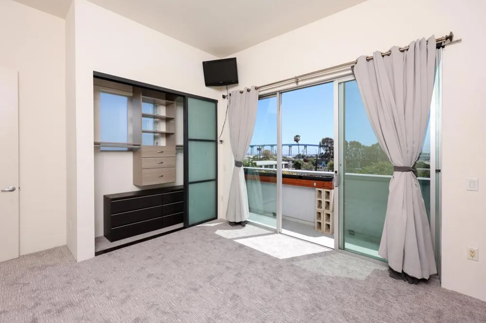 1716 National San Diego, CA 92113