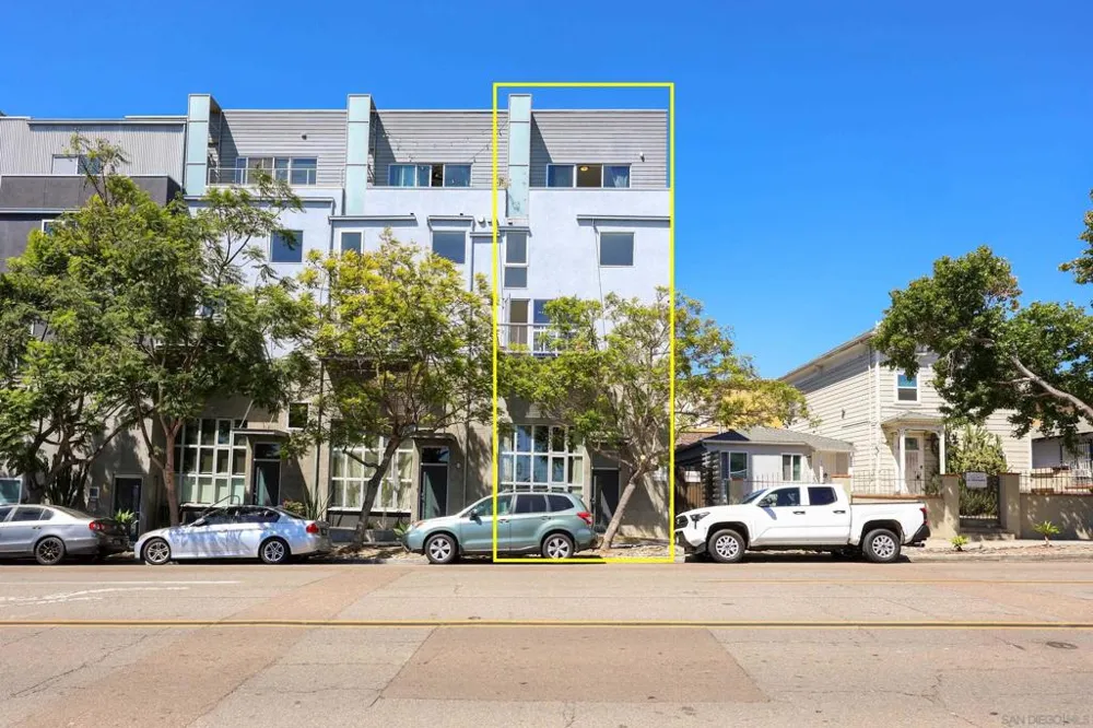 1716 National San Diego, CA 92113