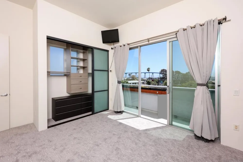1716 National San Diego, CA 92113
