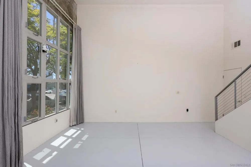 1716 National San Diego, CA 92113