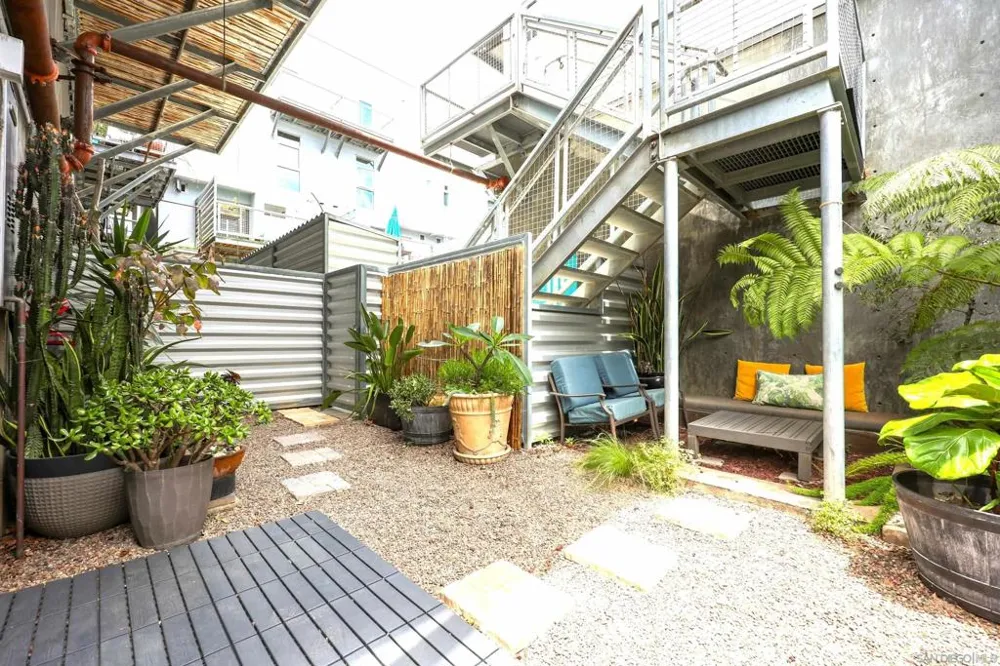 1716 National San Diego, CA 92113