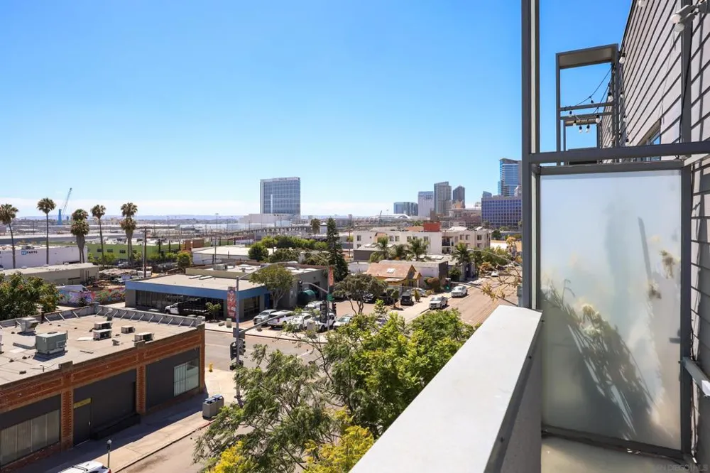 1716 National San Diego, CA 92113