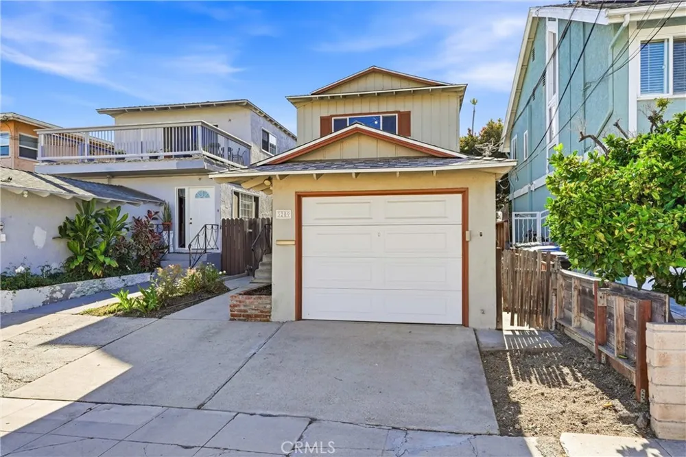3209 S Pacific Avenue San Pedro, CA 90731