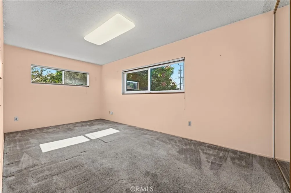 3209 S Pacific Avenue San Pedro, CA 90731
