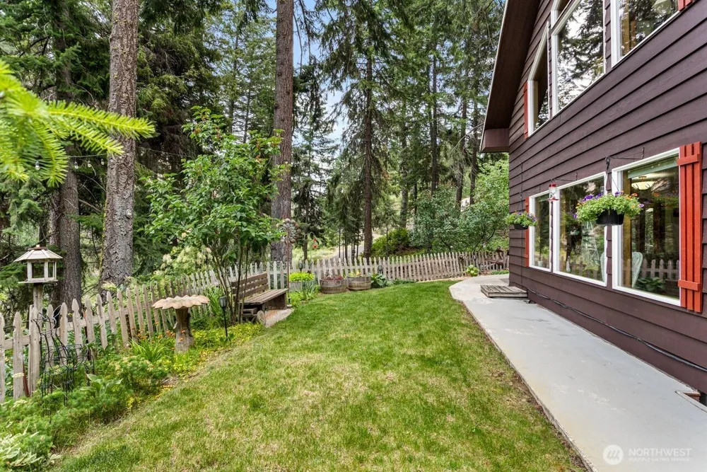 170 Deer Cove Lane Naches, WA 98937