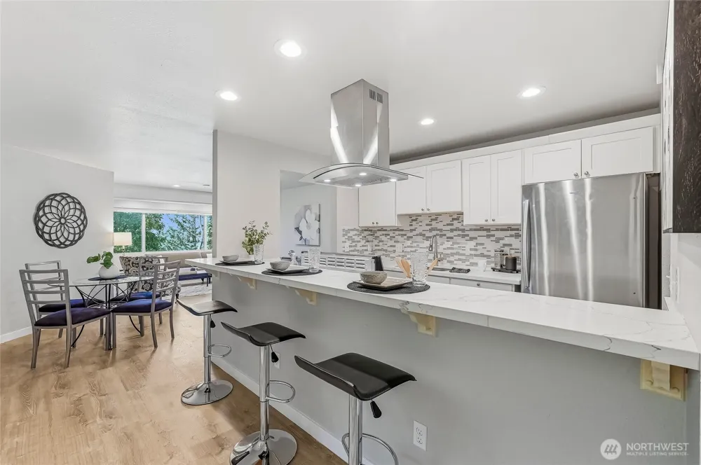 12543 NE 23rd Place #D1 Bellevue, WA 98005