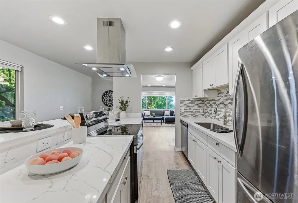 12543 NE 23rd Place #D1 Bellevue, WA 98005