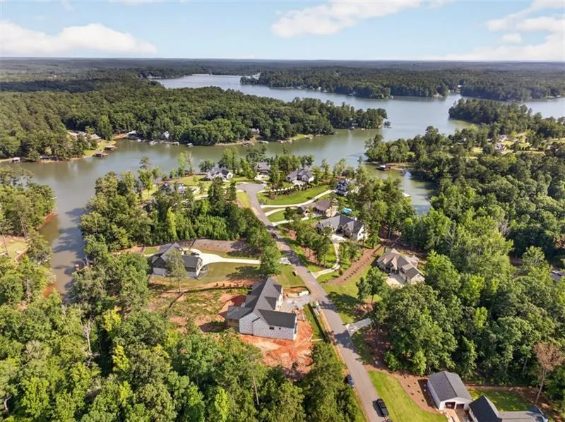 20 Quiet Cove Way Monticello, GA 31064