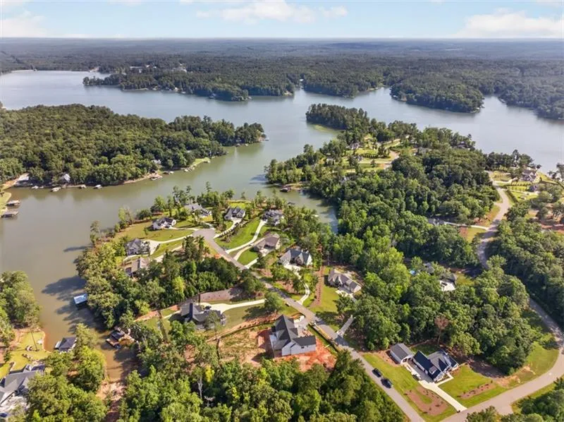 20 Quiet Cove Way Monticello, GA 31064