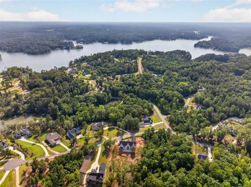 20 Quiet Cove Way Monticello, GA 31064