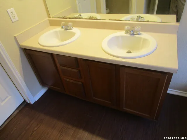 2848 SEASCAPE LN New Braunfels, TX 78130