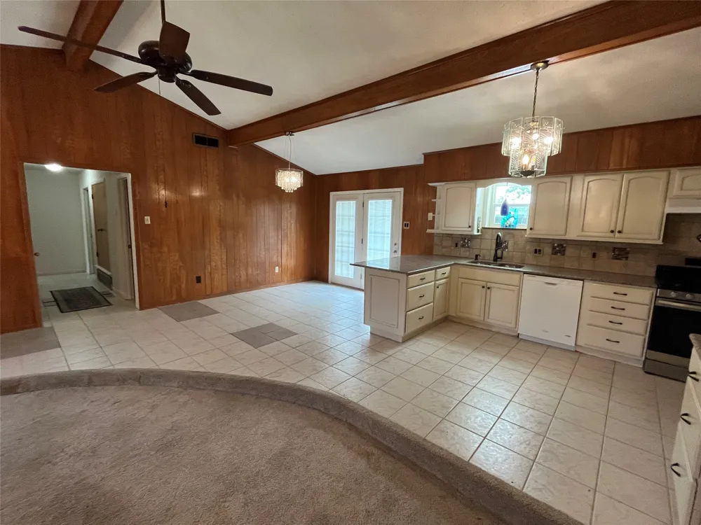 110 Circle Drive Point, TX 75472