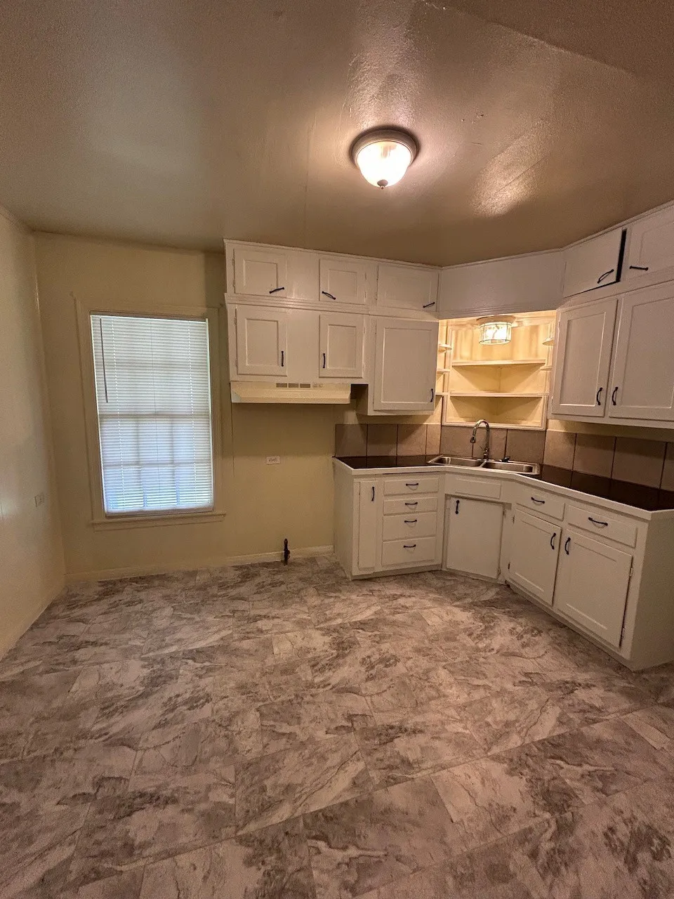 3208 Willowbrook Street Waco, TX 76711