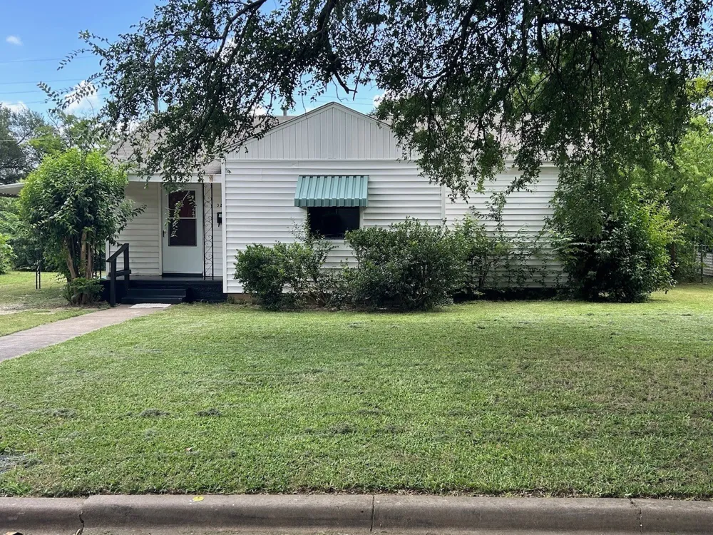 3208 Willowbrook Street Waco, TX 76711