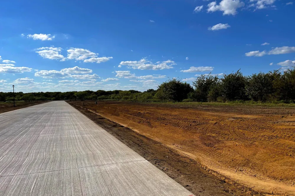 800 Vest Lane Pilot Point, TX 76258