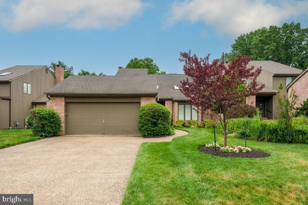 109 DOWNS DRIVE Wilmington, DE 19807
