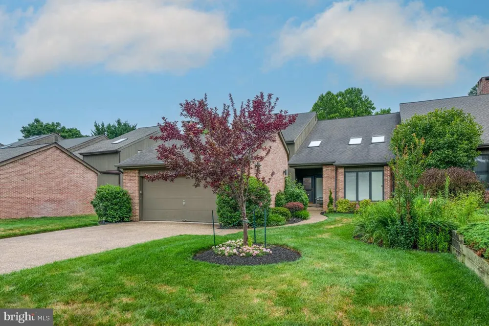 109 DOWNS DRIVE Wilmington, DE 19807