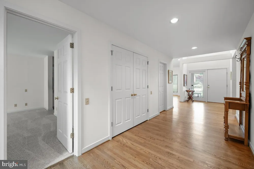 109 DOWNS DRIVE Wilmington, DE 19807