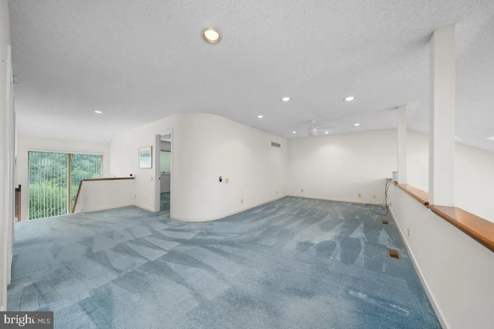 109 DOWNS DRIVE Wilmington, DE 19807