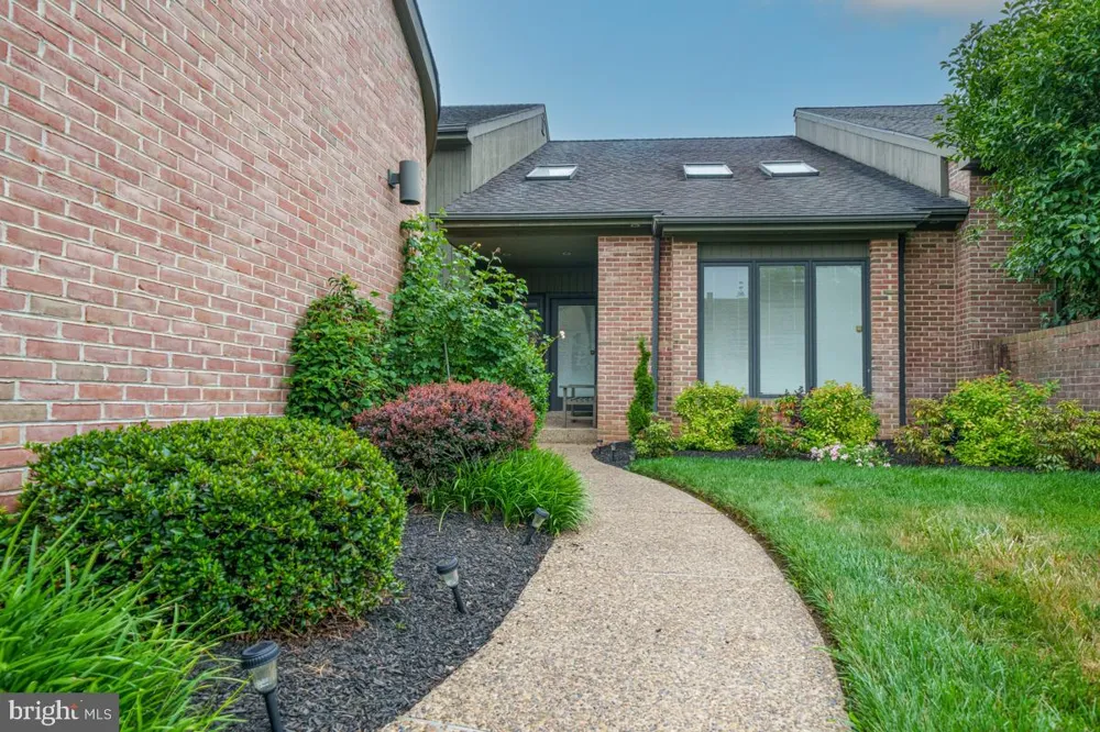 109 DOWNS DRIVE Wilmington, DE 19807
