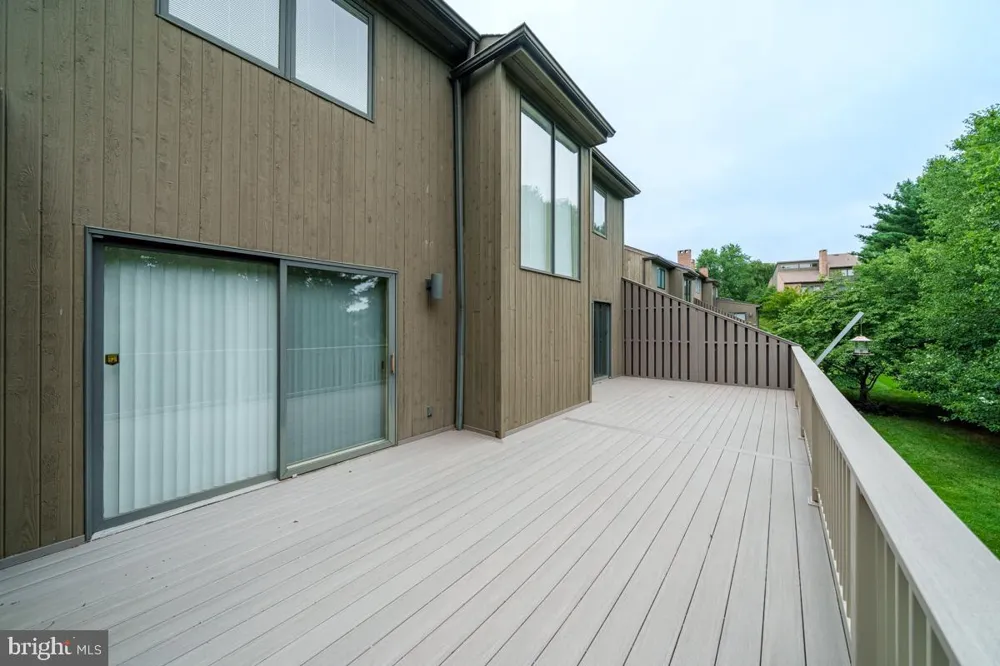 109 DOWNS DRIVE Wilmington, DE 19807