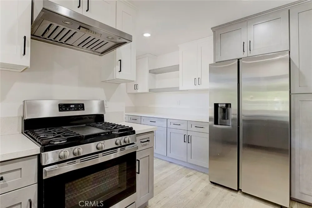 8338 Sale West Hills, CA 91304