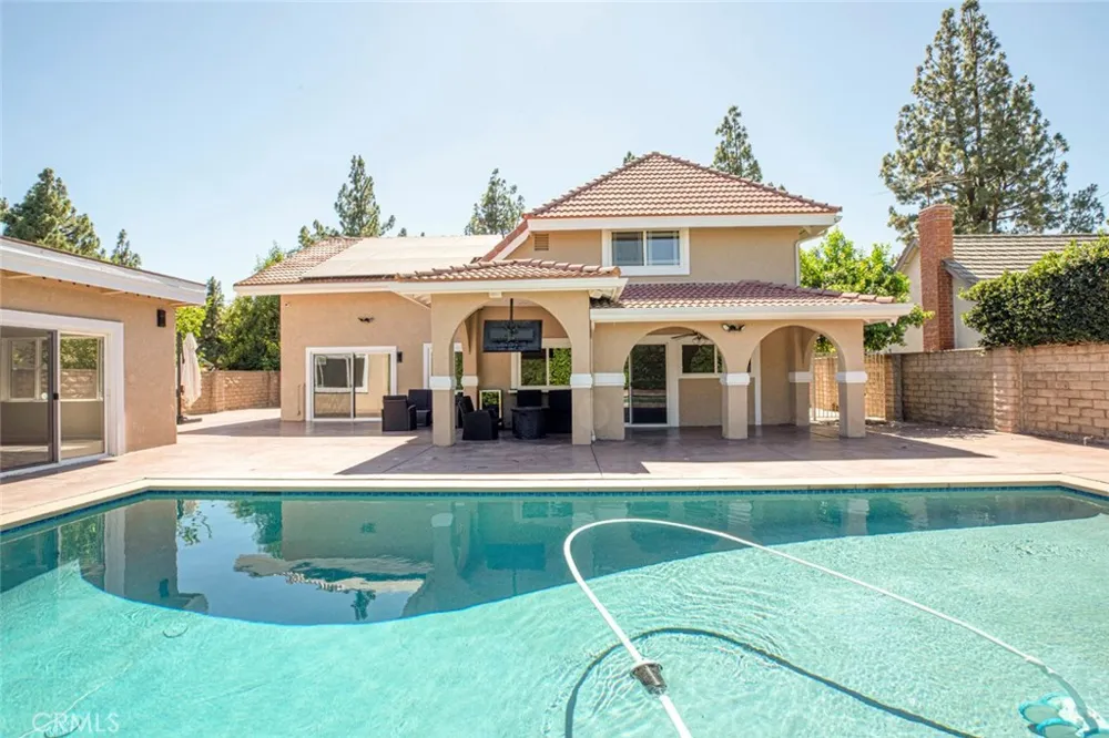 8338 Sale West Hills, CA 91304