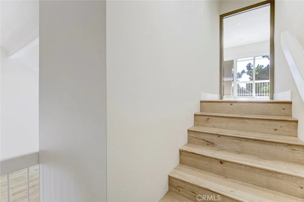 8338 Sale West Hills, CA 91304