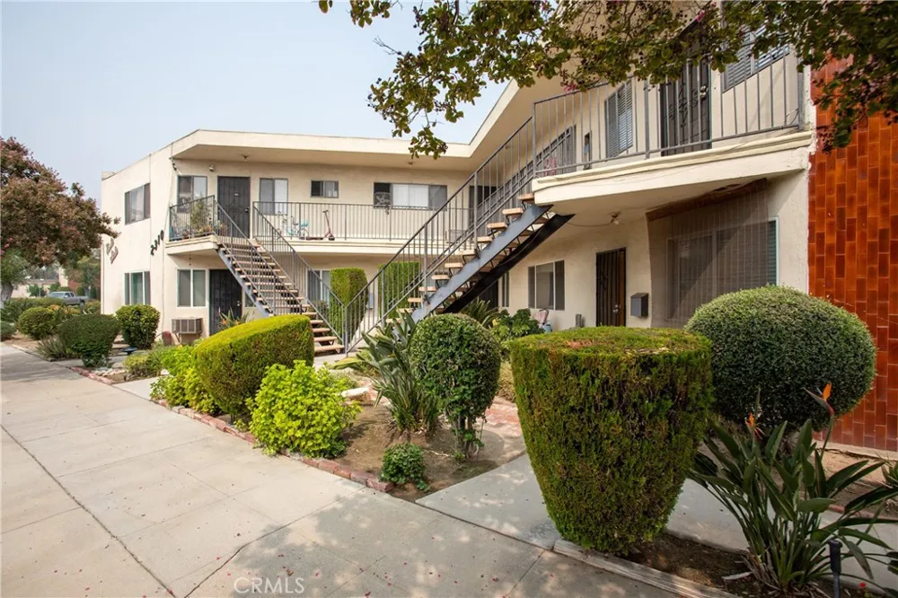 2310 Washington #F Burbank, CA 91504